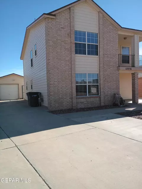 12356 Tierra Humeda Dr, El Paso, TX 79938
