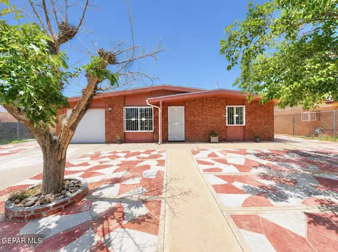 10745 Gemstone St, El Paso, TX 79924