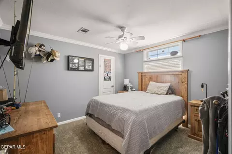 Bedroom - 12435 Sugden Rd, Clint, TX 79836 photo 1 of 6