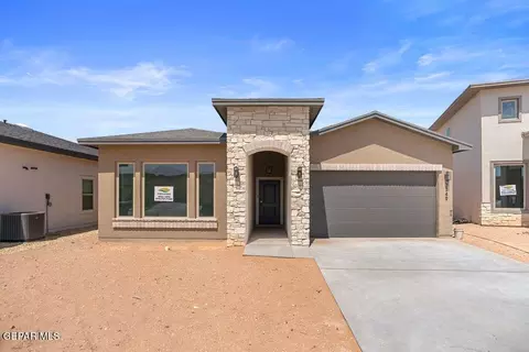 3760 Peak Pl, El Paso, TX 79938