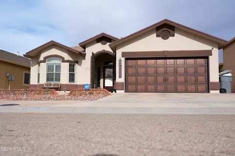 12733 Tuscan Hills Ct, El Paso, TX 79938