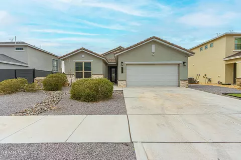2387 Enchanted Crown Ln, El Paso, TX 79911