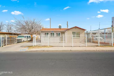 7907 Alameda Ave, El Paso, TX 79915