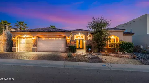 1332 Calle Lago Dr, El Paso, TX 79912