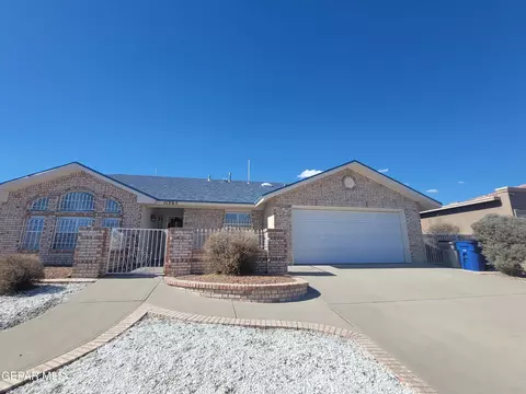 11205 Loma Del Sol Dr, El Paso, TX 79934