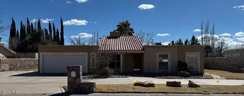 304 Rio Estancia Dr, El Paso, TX 79932