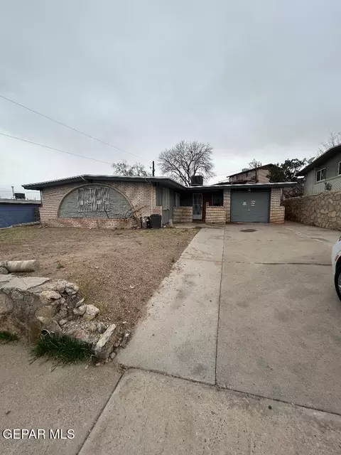 1905 Wedgewood Dr, El Paso, TX 79925