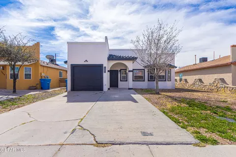 1464 Enrique Perez Cir, San Elizario, TX 79849