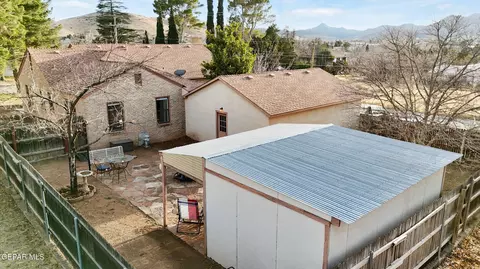 Exterior - 901 E Avenue B, Alpine, TX 79830 photo 5 of 9