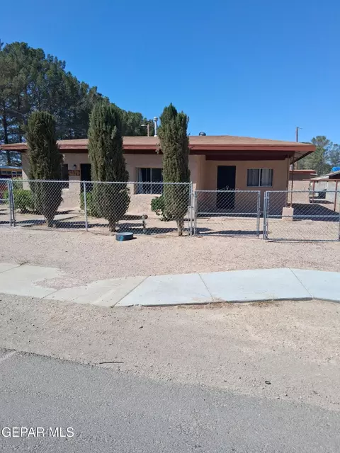 234 NE G Ave, Fabens, TX 79838