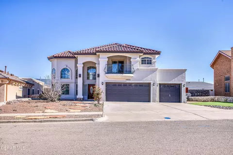 10816 Loma De Vida Ln, El Paso, TX 79934