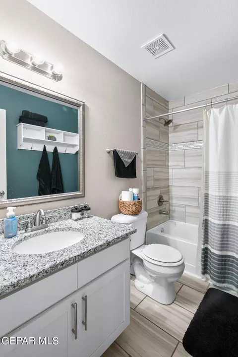 Bath - 15008 Method Ave, El Paso, TX 79938 photo 1 of 4