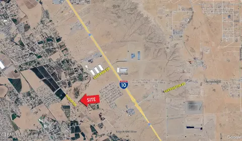 12705 N Loop Dr, Clint, TX 79836 photo 2