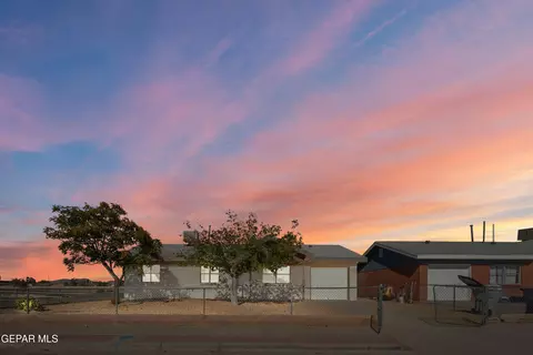 200 Romeria Dr, El Paso, TX 79907