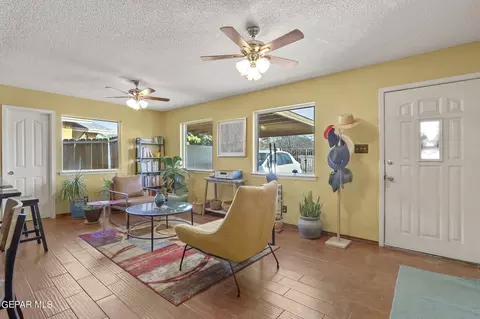 702 Cedar St, Anthony, TX 79821 photo 10