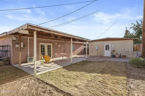 702 Cedar St, Anthony, TX 79821 photo 3