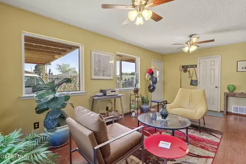 702 Cedar St, Anthony, TX 79821 photo 11