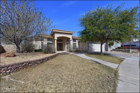 6321 Franklin Crest Dr, El Paso, TX 79912