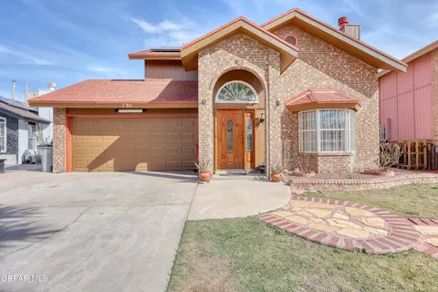 780 Babylonia Dr, El Paso, TX 79907
