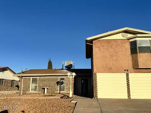 3216 Beachcomber Dr, El Paso, TX 79936