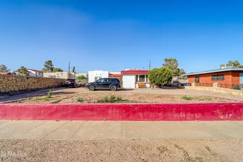 4609-4611 La Luz Ave, El Paso, TX 79903