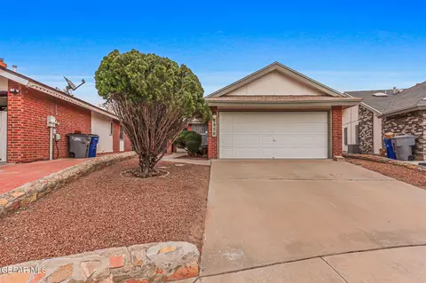 1856 Dolph Quijano Pl, El Paso, TX 79936