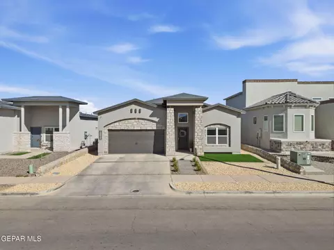 15017 Imagine Dr, El Paso, TX 79938