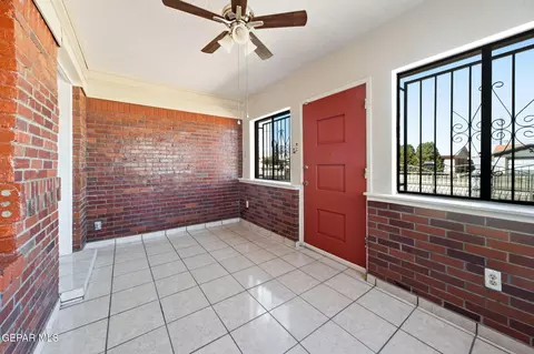 5436 Edmonton Ave, El Paso, TX 79924