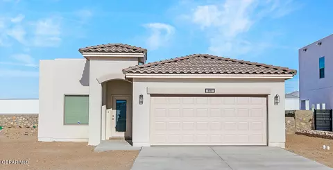890 Harpendem Dr, Horizon City, TX 79928