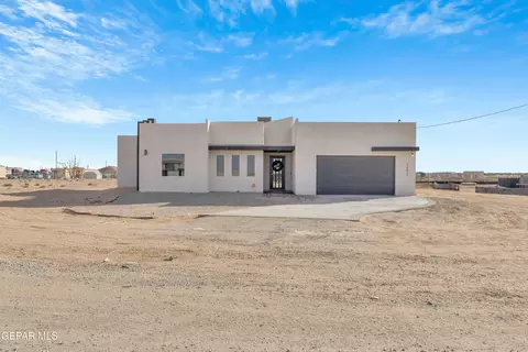 14932 Fishkill Dr, El Paso, TX 79928