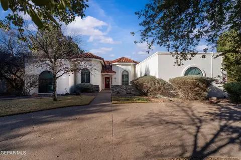 721 Willow Glen Dr, El Paso, TX 79922