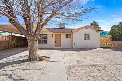 10256 Sharp Dr, El Paso, TX 79924
