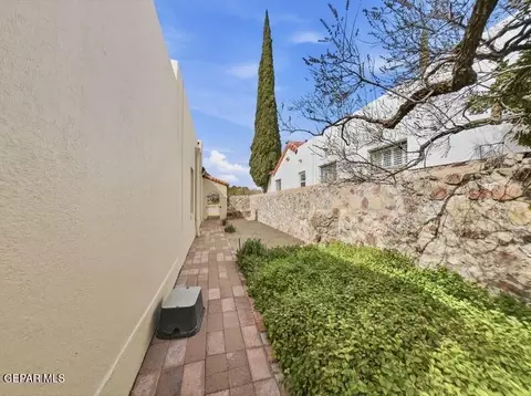 Exterior - 520 Blacker Ave, El Paso, TX 79902 photo 15 of 21