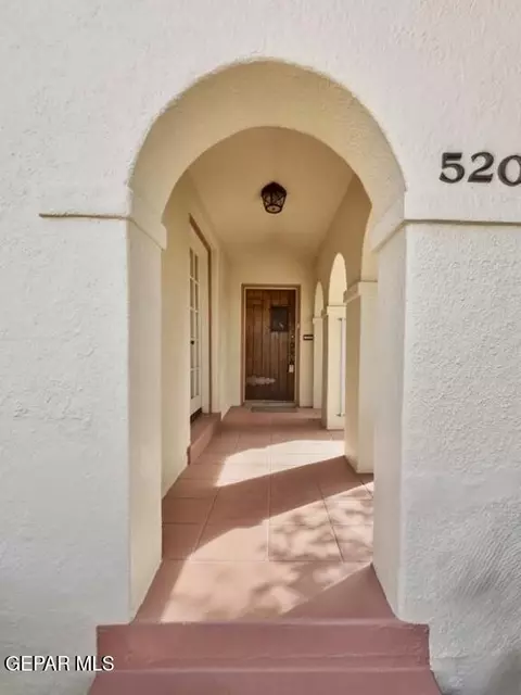 Entry Way - 520 Blacker Ave, El Paso, TX 79902 photo 5 of 5
