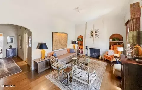 Living - 520 Blacker Ave, El Paso, TX 79902 photo 1 of 11