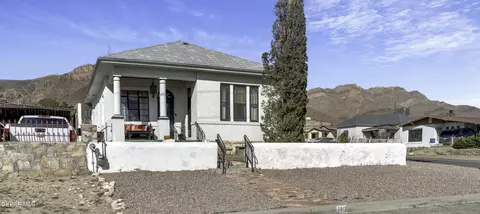 2919 N Raynor St, El Paso, TX 79930