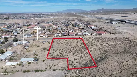 3 Reidsan Grove St # E, Canutillo, TX 79835 photo 6