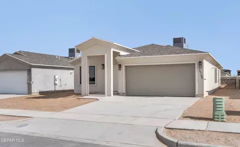 15165 Expectation Ave, El Paso, TX 79938