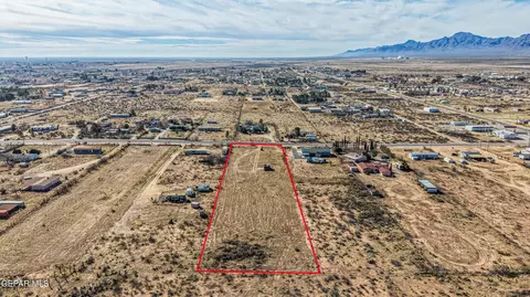 332 Mesilla View Dr, Chaparral, NM 88081