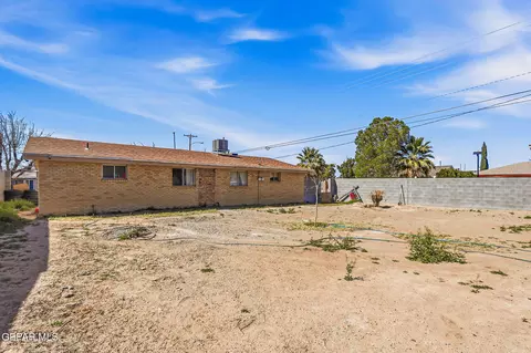 Exterior - 501 S 8th St, Anthony, TX 79821 photo 5 of 6