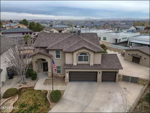 13733 Paseo De Fe Cir, Horizon City, TX 79928