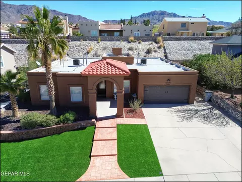 1424 Rainbow Ridge Dr, El Paso, TX 79912