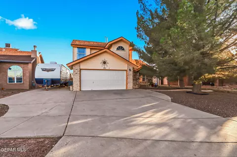 390 Brill Cir, Horizon City, TX 79928