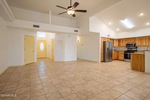 14228 Desert Sky Dr, Horizon City, TX 79928