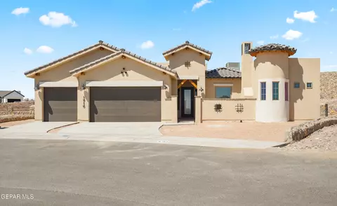 1910 Concho Ct, El Paso, TX 79911