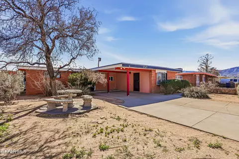 5240 Blue Ridge Dr, El Paso, TX 79904