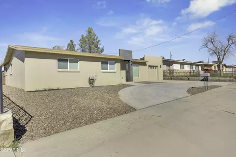 945 Richard Dr, El Paso, TX 79907