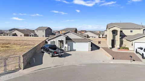 917 Danny Sanchez Pl, Anthony, TX 79821