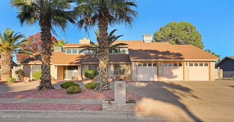 11213 Leo Collins Dr, El Paso, TX 79936