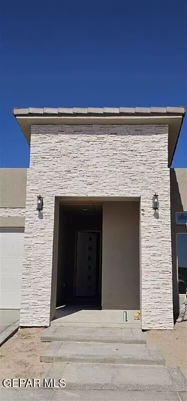 13379 Jeff Winton Dr, El Paso, TX 79928